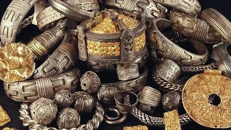 VIking jewelry