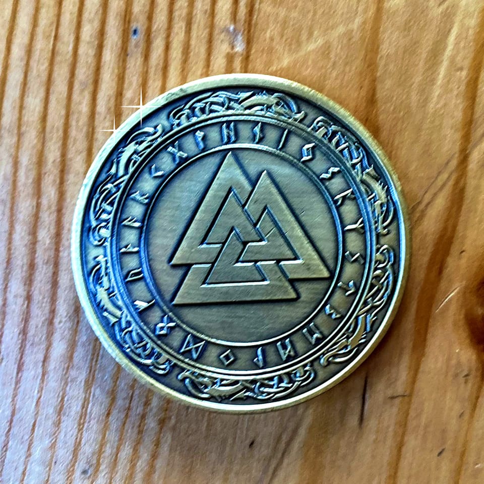 Valknut coin